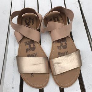 SOREL sandals 10